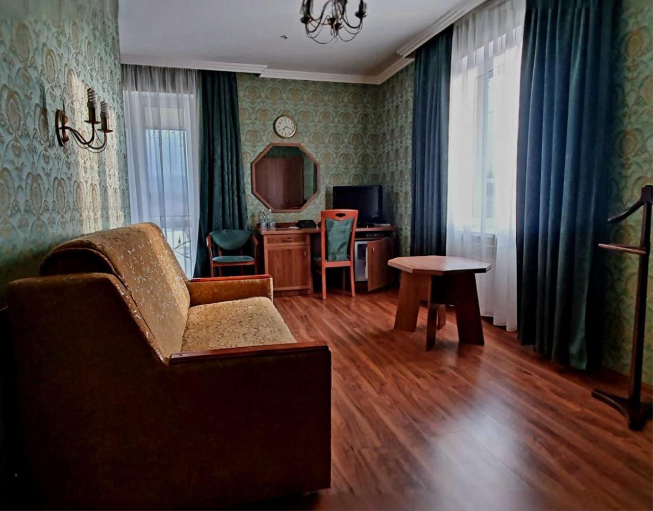 Hermes Resort Hotel With Medical Treatment ตรุสคาเวตส์ ภายนอก รูปภาพ